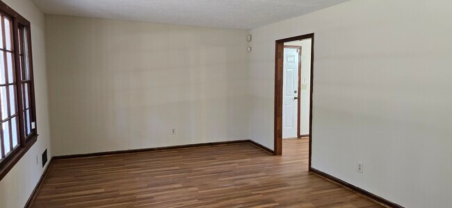 Building Photo - 275 Johnson Terrace