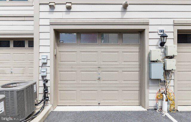 Building Photo - 1904 Vermont Ave NW