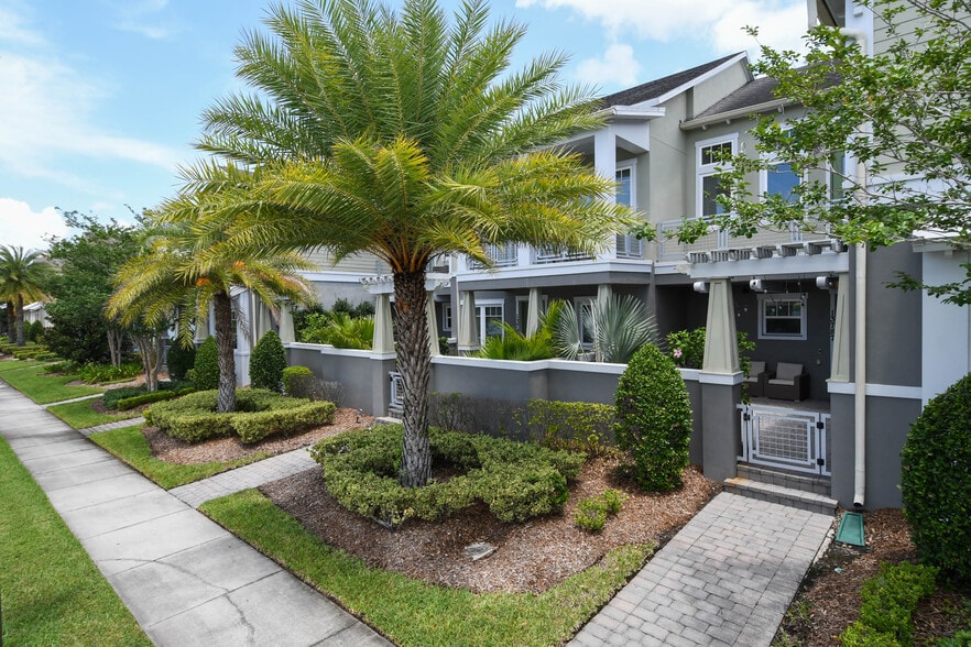 Building Photo - 13787 Benavente Ave