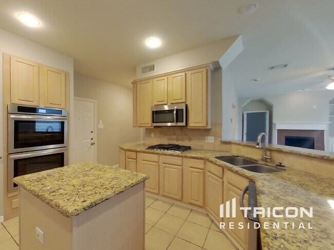 Building Photo - 8128 Mt Shasta Cir