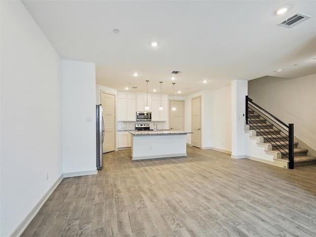 Building Photo - 543 Eiseley Dr