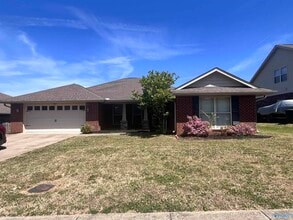 Building Photo - 2604 Ashtynn Pl SW