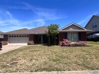 Building Photo - 2604 Ashtynn Pl SW