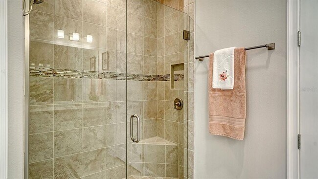 Building Photo - 6209 Plateau Ct