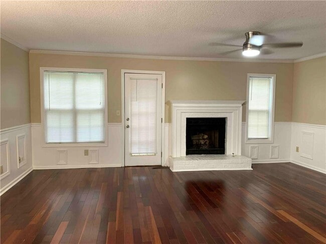 Building Photo - 5166 Laurel Bridge Ct SE