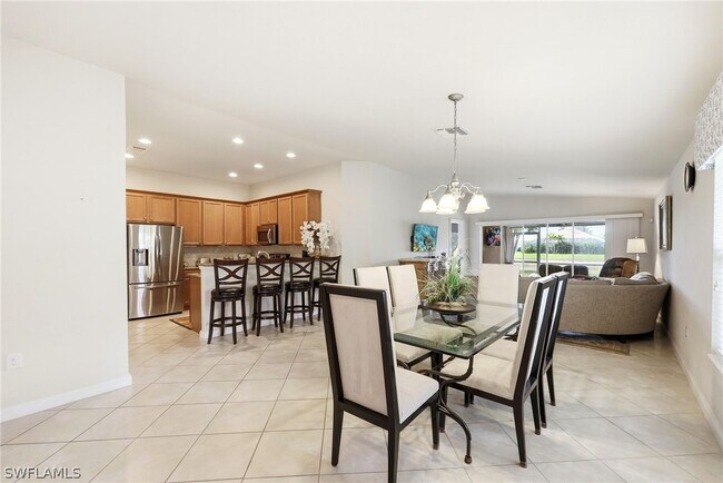 Building Photo - 8664 Genova Ct