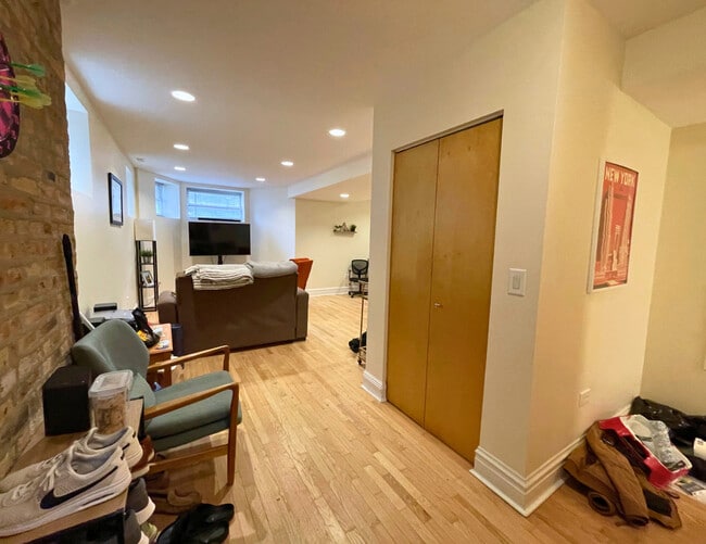 Building Photo - 3451 N Halsted St