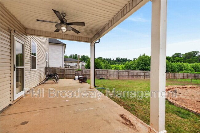 Building Photo - 1264 Black Oak Cir