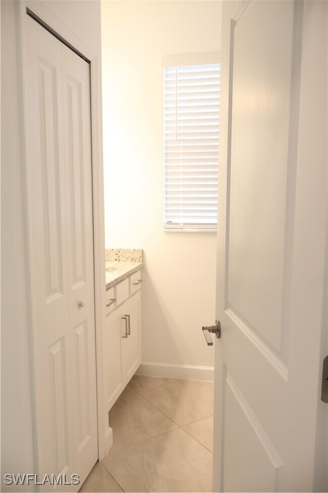 Building Photo - 13802 Pine Lodge Ln