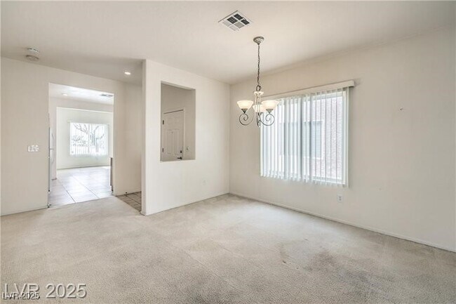 Building Photo - 3520 Kittiwake Rd