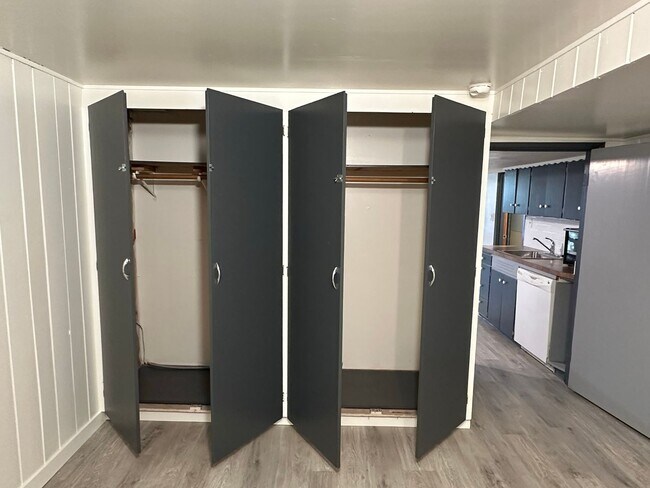 Building Photo - OS 1518