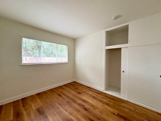 Building Photo - Beautiful 3 Bedroom For Rent in Sacramento!