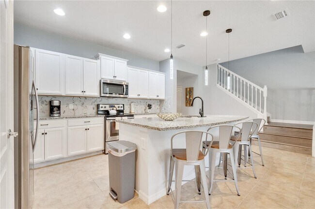 Building Photo - 8827 Geneve Ct