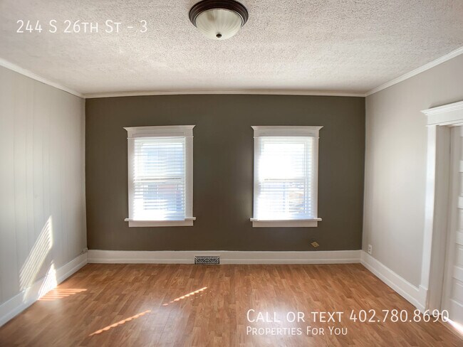 Building Photo - 244 S 26th St