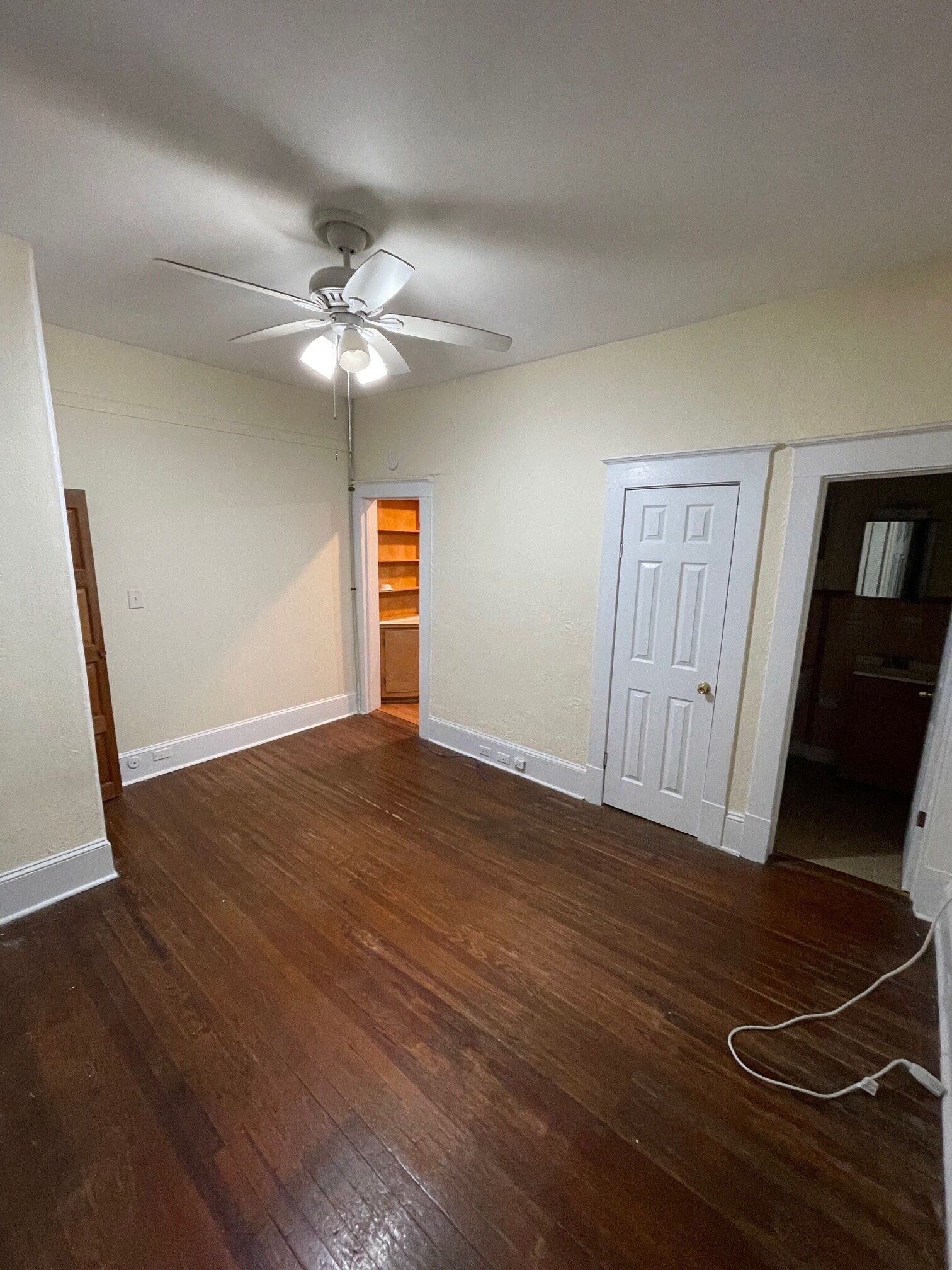 Building Photo - 2136 Park St