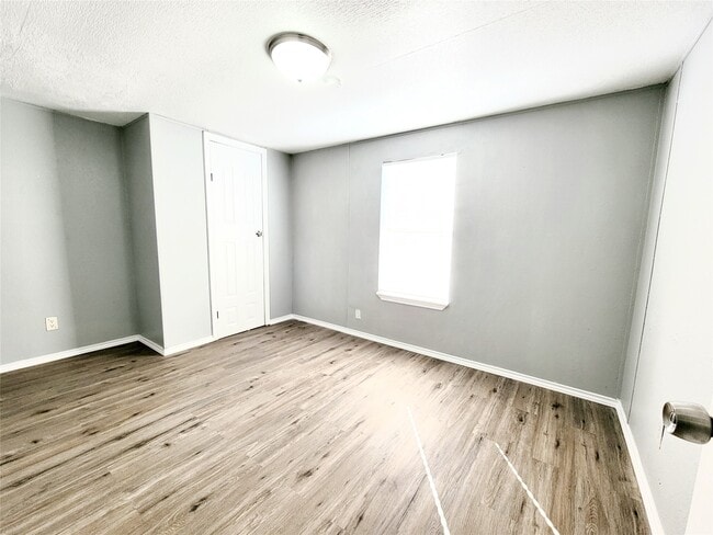 Building Photo - 401 S Woodson St