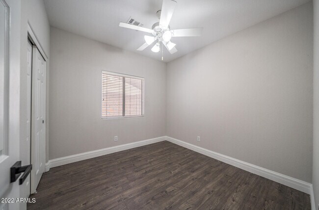 Building Photo - 3649 S Loback Ln