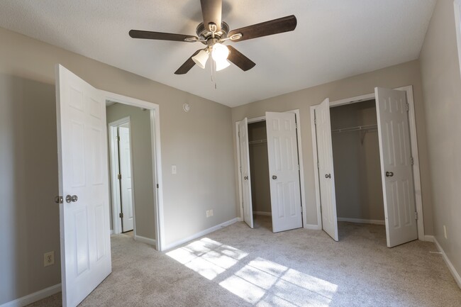 Building Photo - 225 Springfield Cir