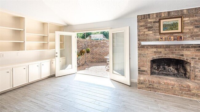 Building Photo - 1518 Durfey Ln