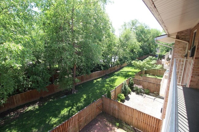 Building Photo - 2833 Kalmia Lee Ct