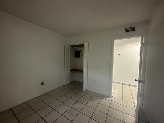 Bed 3 - 21444 NW 40th Circle Ct