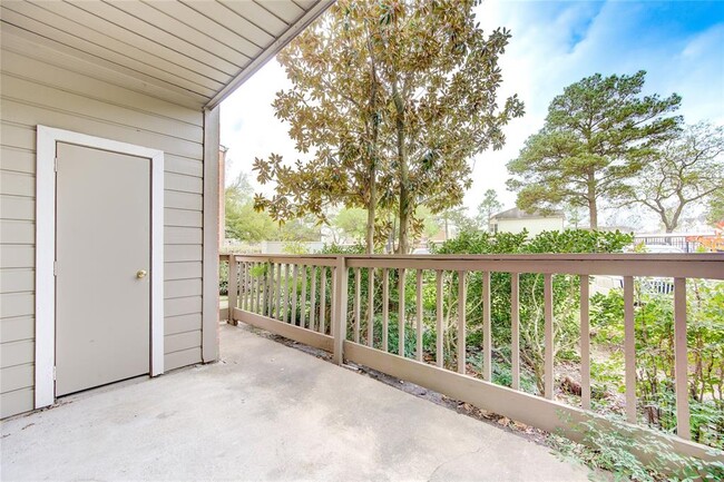 Building Photo - 2023 Gentryside Dr