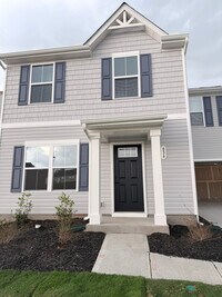 Building Photo - 636 Coopers Ml Dr