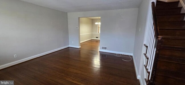 Building Photo - 1817 Darrich Dr