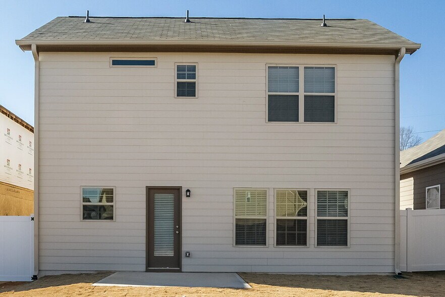 Building Photo - 111 Howard Ave