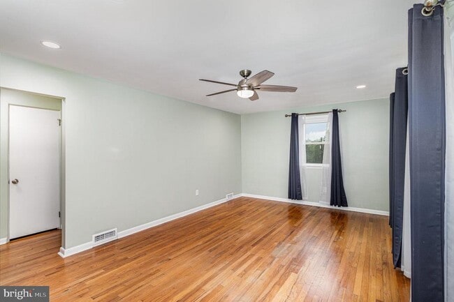 Building Photo - 9 W Highland Ave