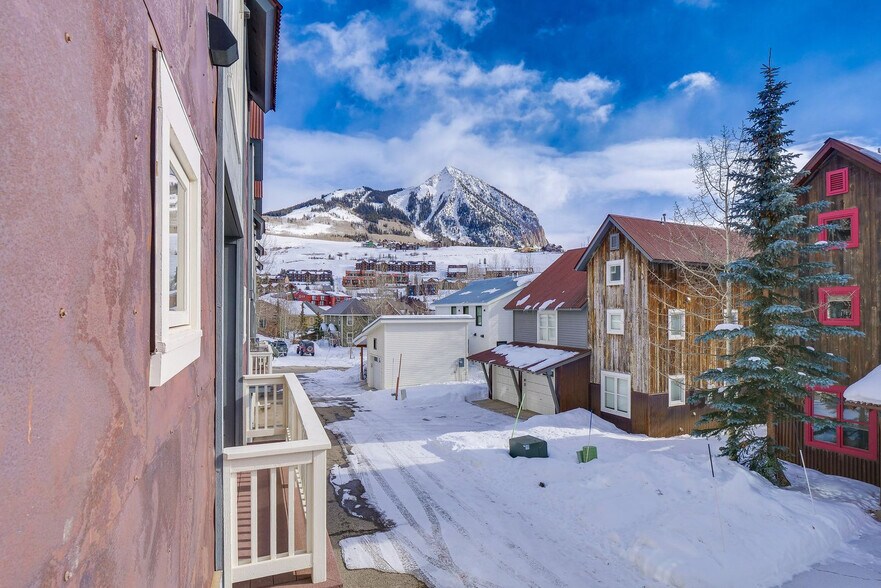 Building Photo - 109 Big Sky