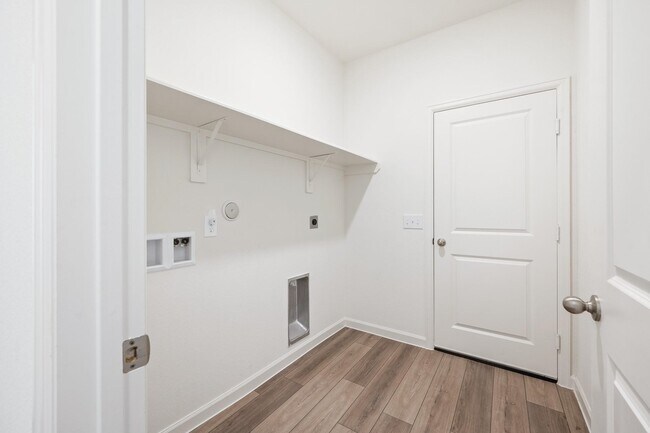 Building Photo - 6310 Highland Bnd Dr