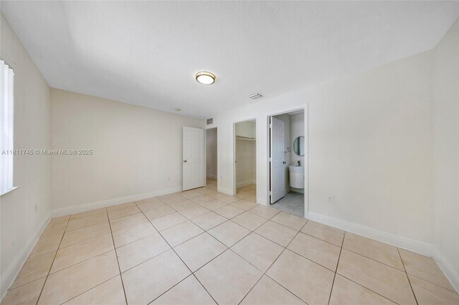 Building Photo - 4519 NW 163rd St