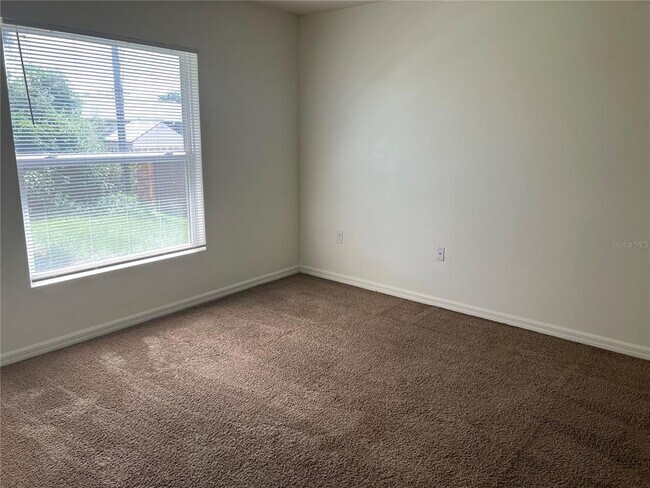 Building Photo - 1042 Bounds St