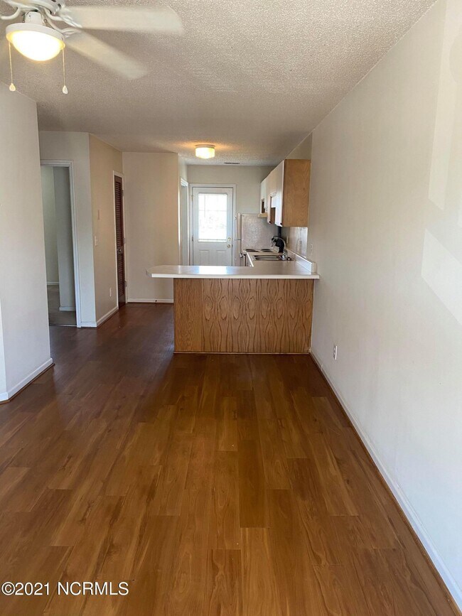 4002 Whitebridge Dr 4002 Whitebridge Dr Winterville NC 28590