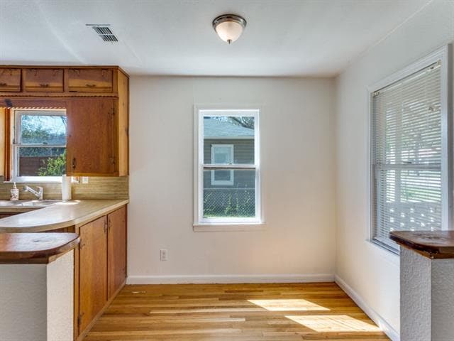 Building Photo - 5433 Thomas Ln