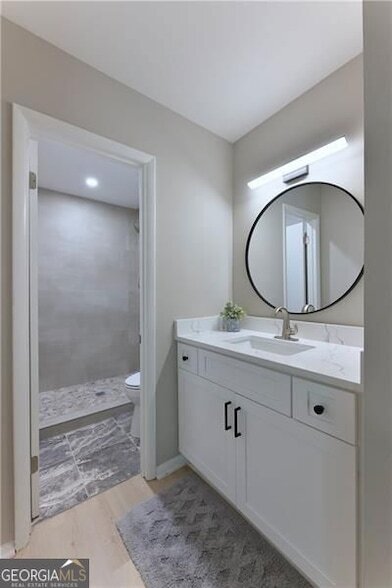 Building Photo - 2179 Surrey Ct