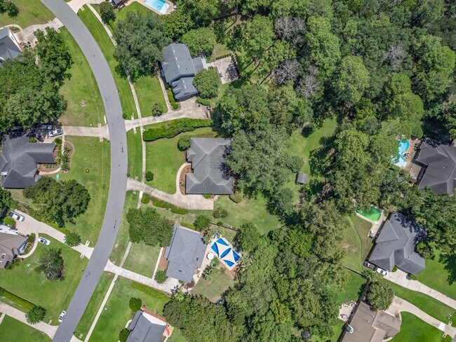 Building Photo - 6326 Glasgow Dr