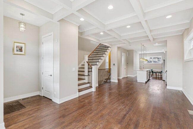 Building Photo - 3516 W Hirsch St