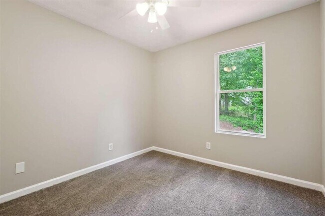 Building Photo - 1819 Singer Way