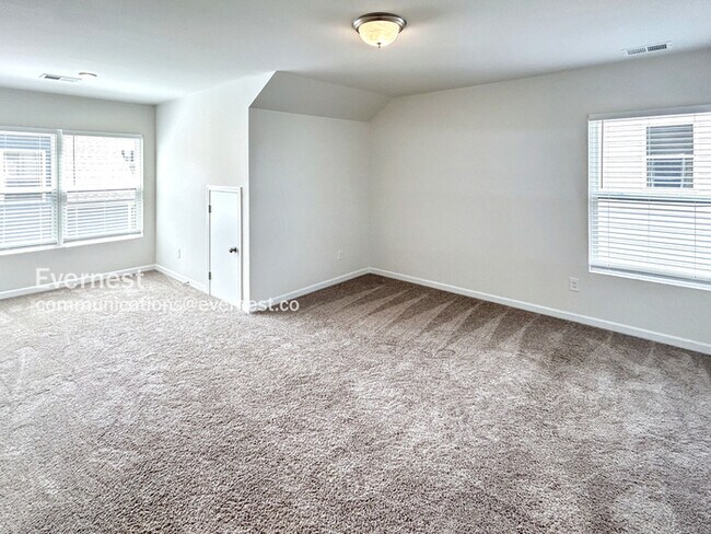 Building Photo - 2758 Sparrowgap Trl