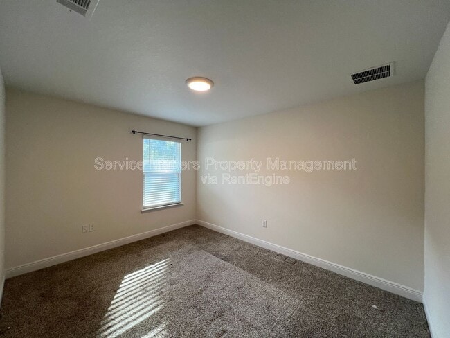 Building Photo - 4527 Plowman Ln