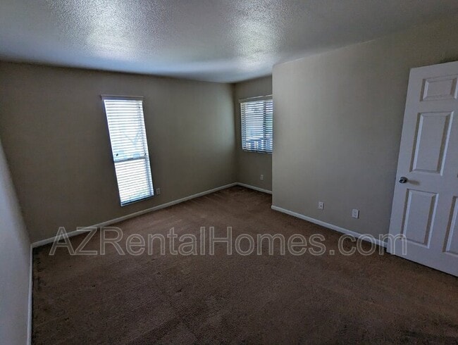 Building Photo - 4354 N 82nd St