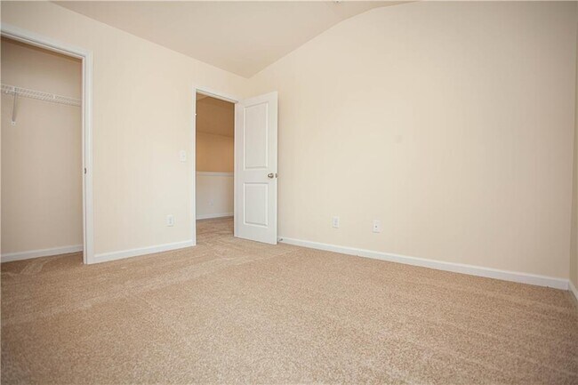 Building Photo - 4355 Almanor Cir