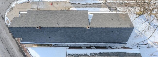 Building Photo - 2146 Genesee St