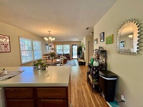 Building Photo - 119 Fidelity St