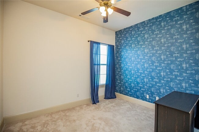 Building Photo - 4605 Willowridge Way