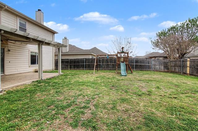 Building Photo - 5016 Meridian Ln