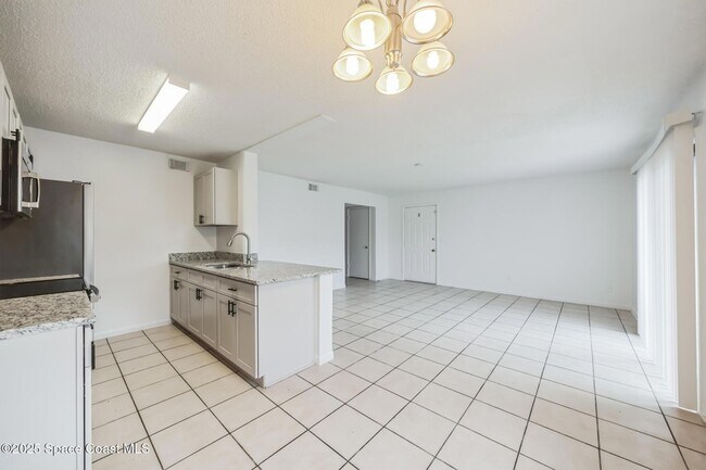 Building Photo - 451 Mercury Ave SE