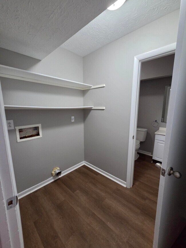 Building Photo - 3406 Alpine Ct